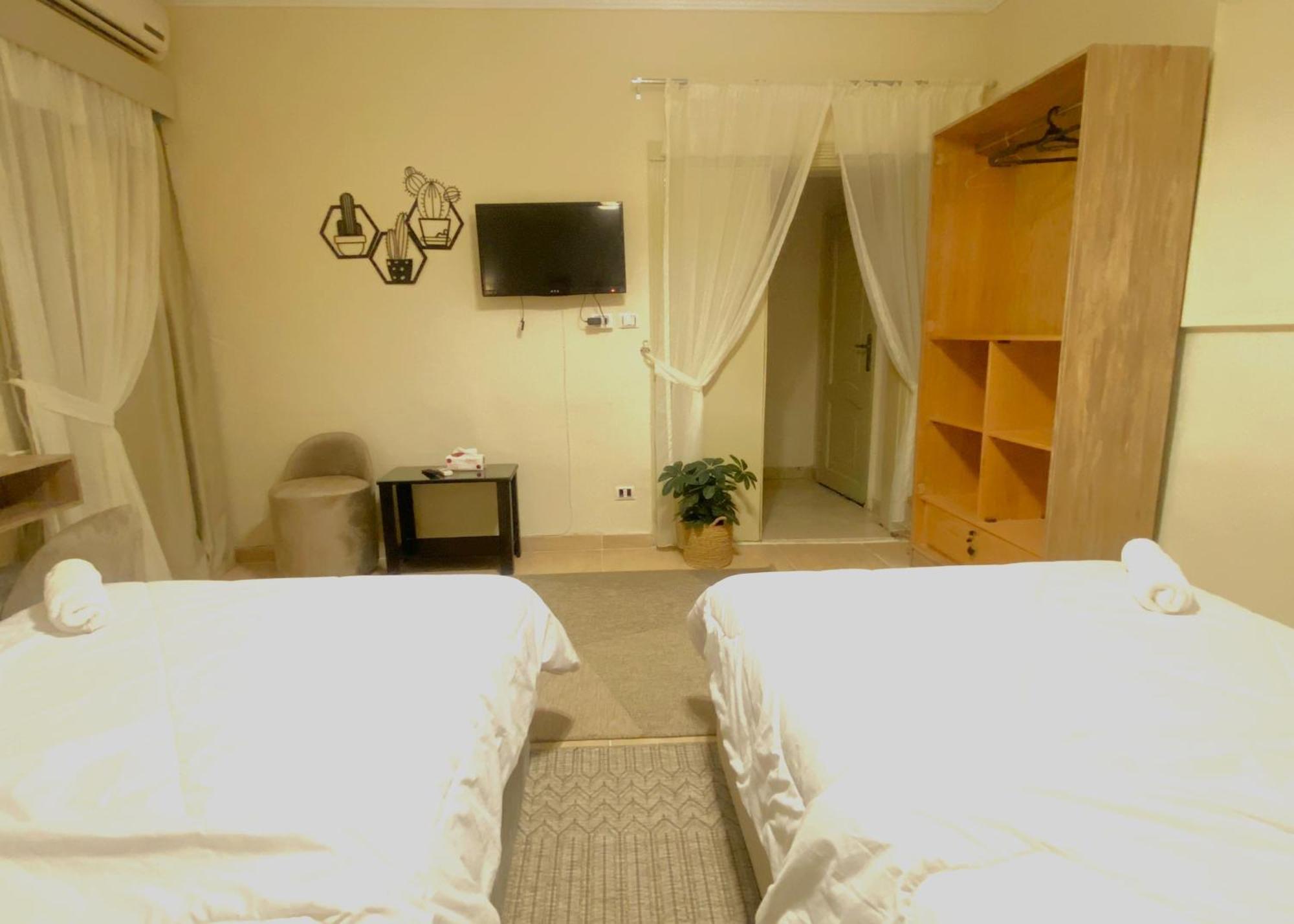 Seven Pyramids Panoramic View Inn Kafret el-Gabal 客房 照片