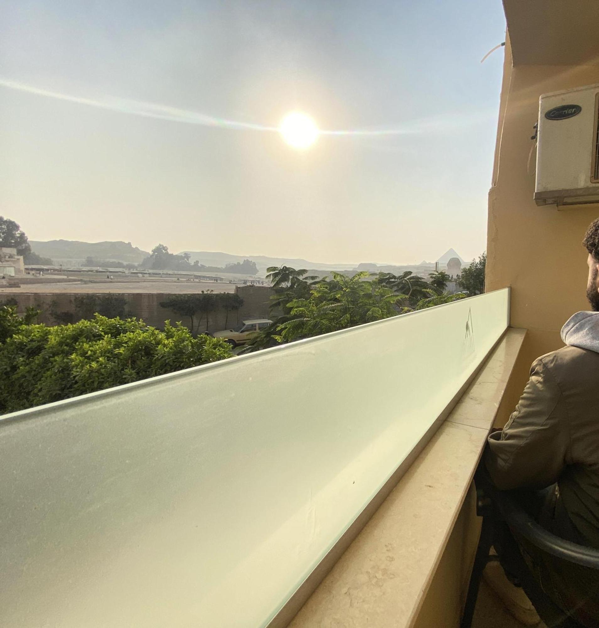 Seven Pyramids Panoramic View Inn Kafret el-Gabal 外观 照片